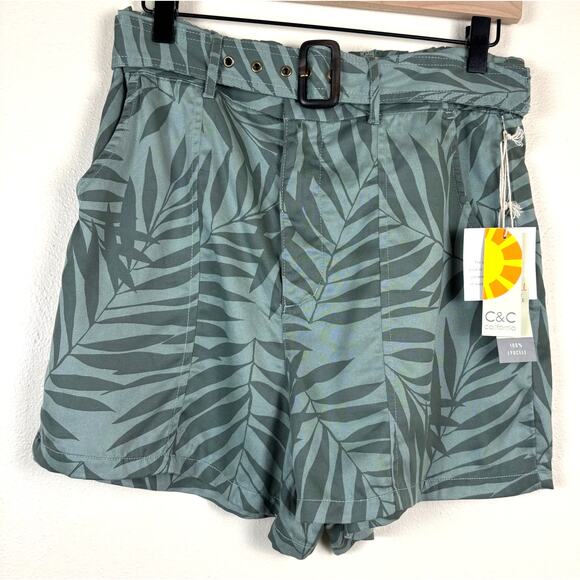 NWT C&C California Palm Leaf Shorts Size Large Vintage Look - Picture 1 of 10